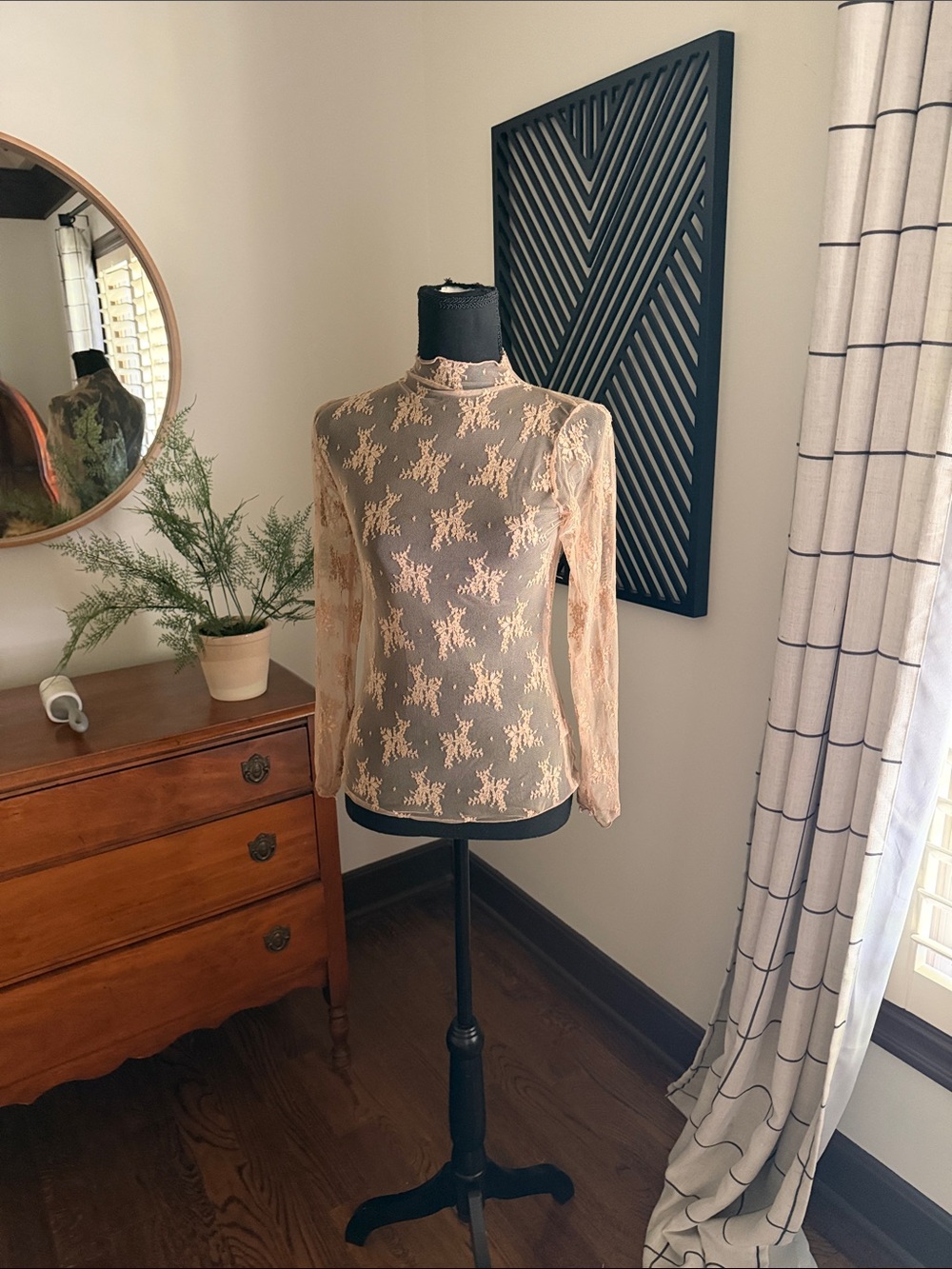 Mesh top tan floral medium
